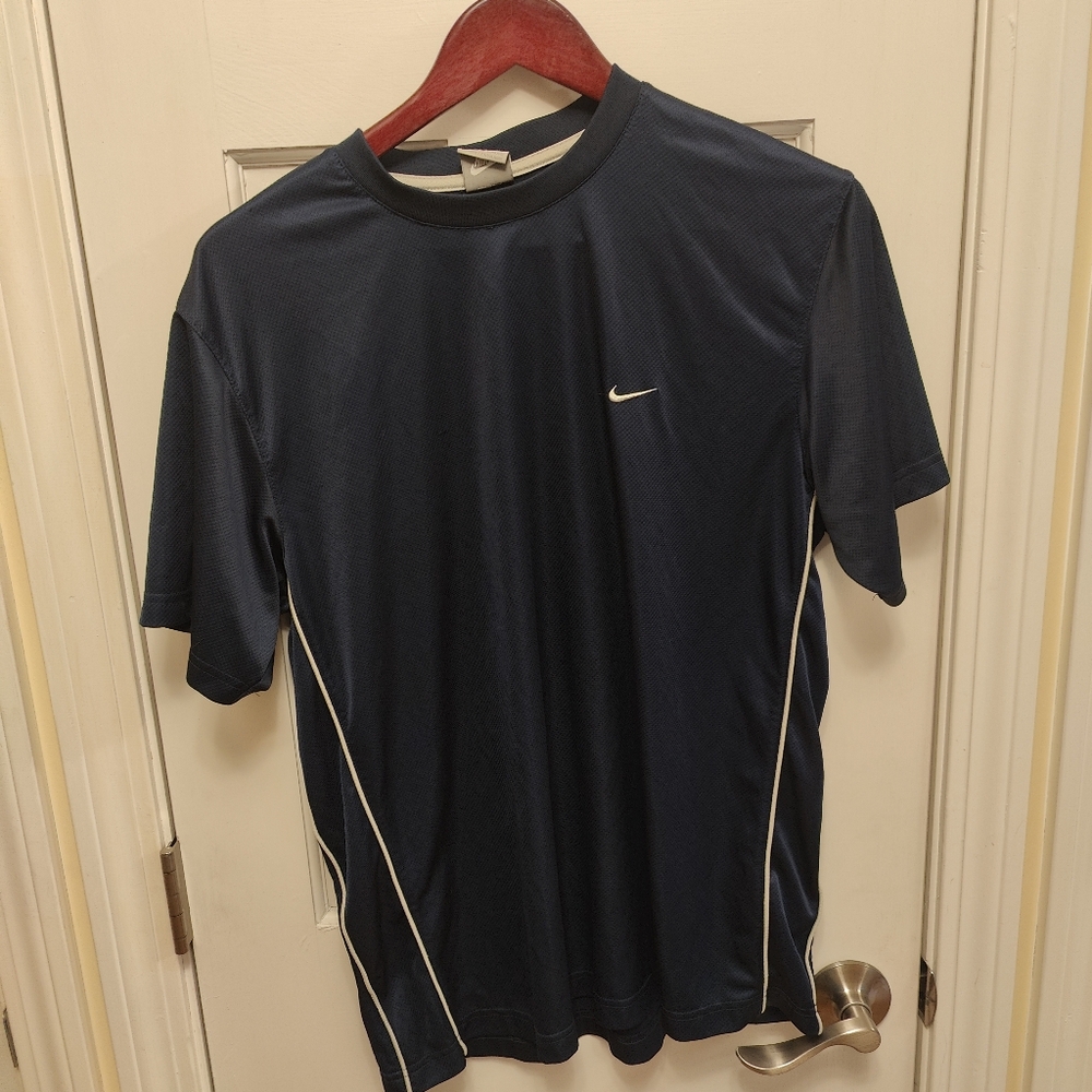 Men's Nike Dri fit work out shirt Large